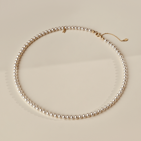 GUILD Certificate Noble Aurora Freshwater Pearl 18K Gold H Mark Strand Necklace