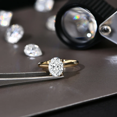Emily Solitaire Engagement Ring in Yellow Gold – 1.00 Carat