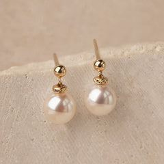 Italian-Inspired Stud Earrings in 18K Gold with Ocean-Lustre Pearl