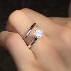 Minimalist Open Solitaire Ring – Adjustable Design