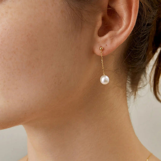 Long-Line Stud Earrings in 18K Gold with Ocean-Lustre Pearl