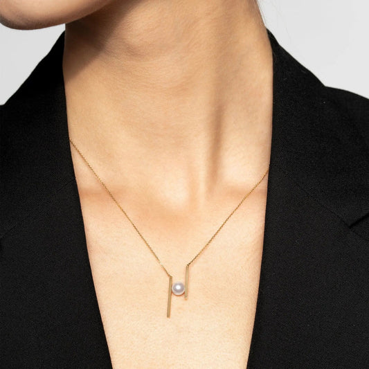 Golden H-Frame Pendant with Premium Akoya Pearl on Fine 18K Chain