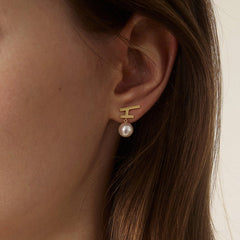Akoya Pearl 18K Gold Fashion Flying Earrings