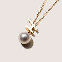 Akoya Pearl 18K Gold Fashion Flying Pendant Necklace