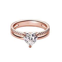 Heart-Shaped Cubic Zirconia Ring in 925 Sterling Silver – Pavé Band Design